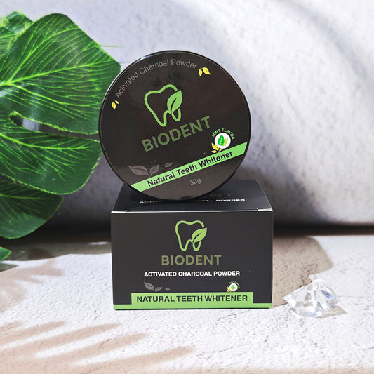 Polvere Sbiancante per i Denti al Carbone Attivo